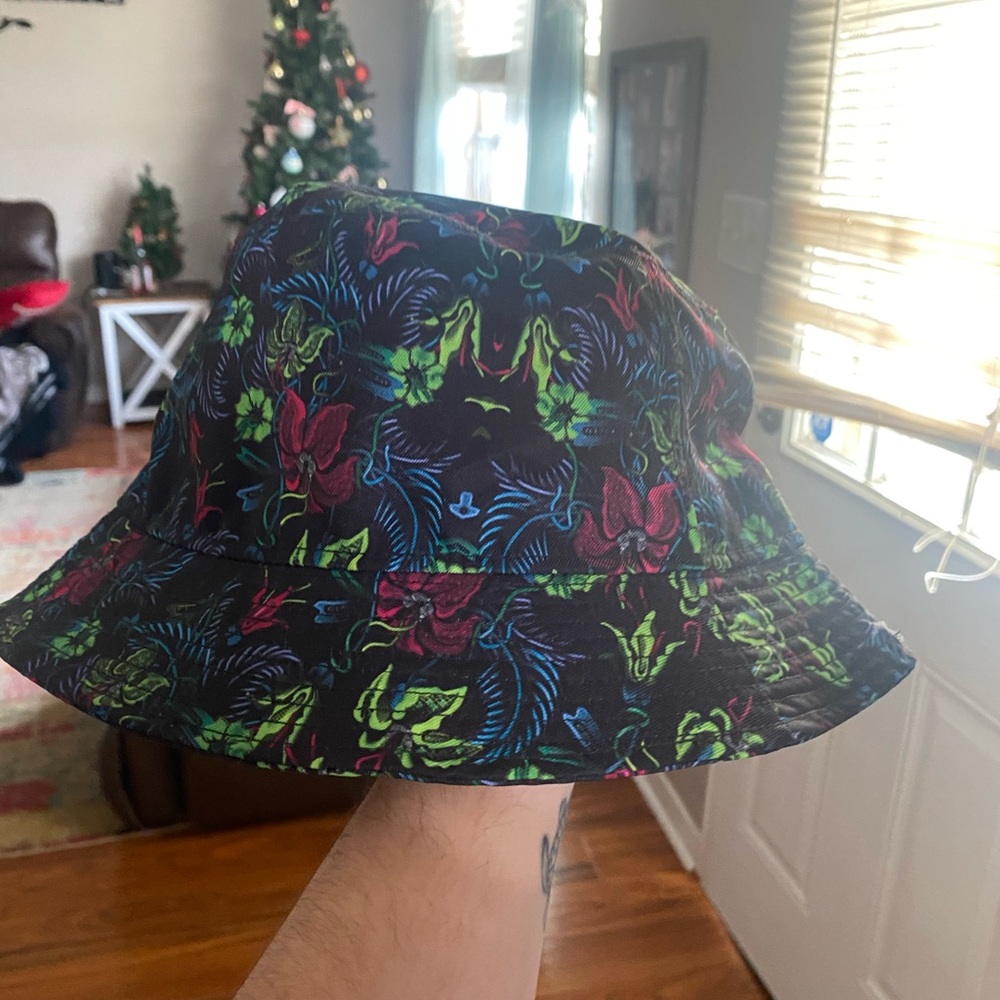 Nike bucket hat